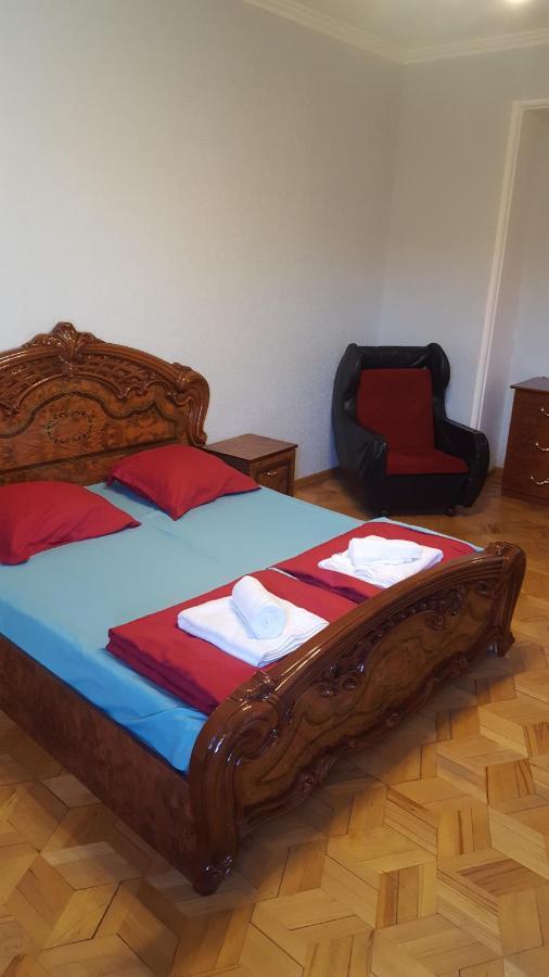 Apartment on Botanikuri Tbilisi Bagian luar foto
