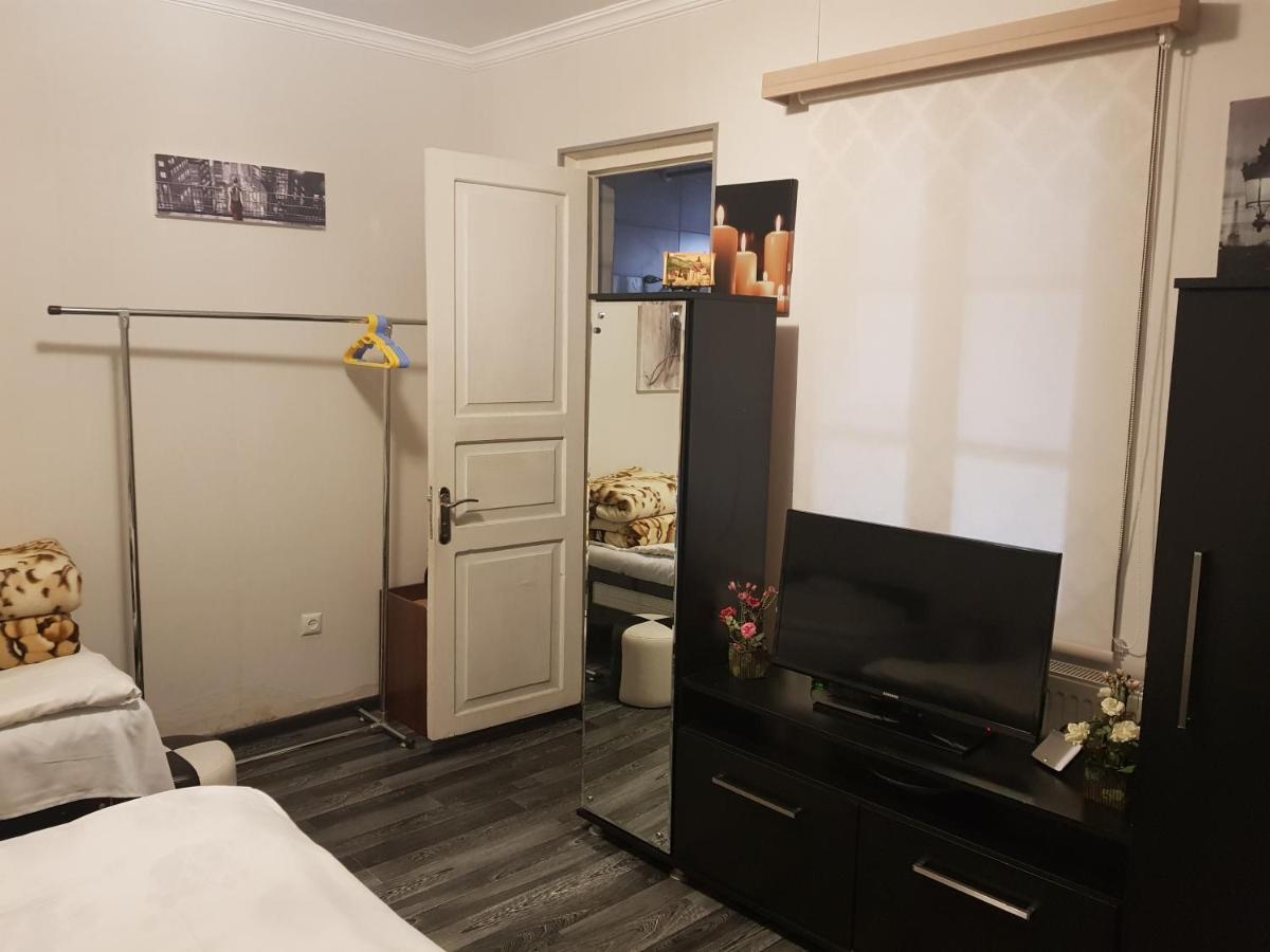Apartment on Botanikuri Tbilisi Bagian luar foto