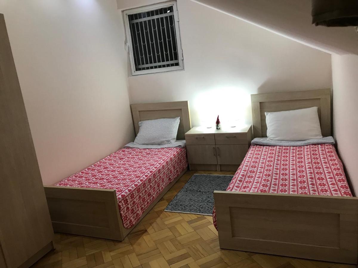Apartment on Botanikuri Tbilisi Bagian luar foto